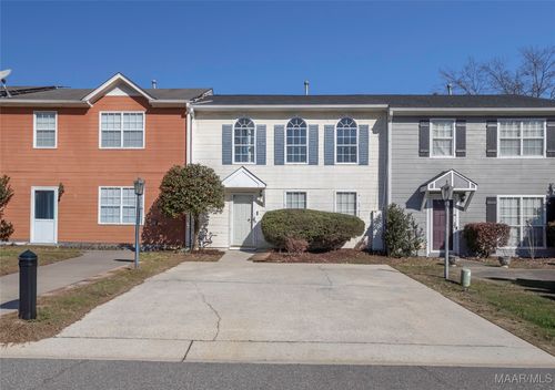 121 Willow Point Ln, ALABASTER, AL, 35007-9009 | Card Image