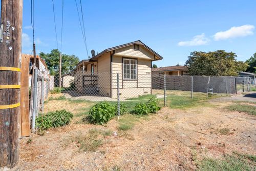 5783 Riverside Dr, Olivehurst, CA, 95961-7815 | Card Image