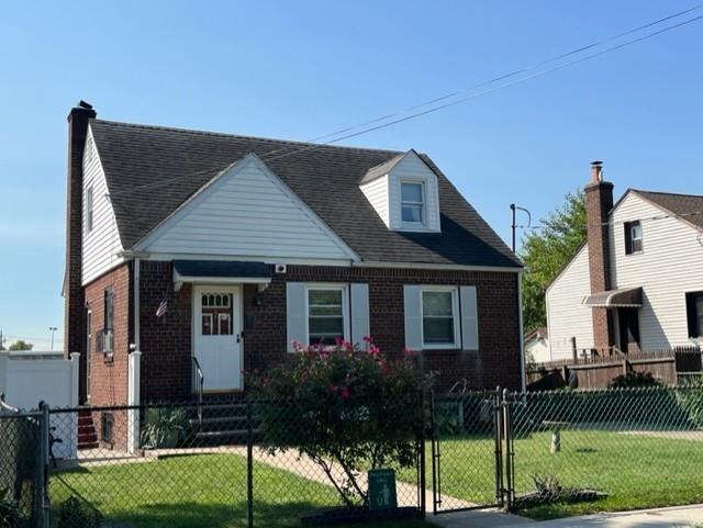 Netherland Ave, Staten Island, NY 10303