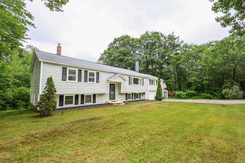 165 Concord Stage Rd, Dunbarton, NH, 03046-4713 | Card Image