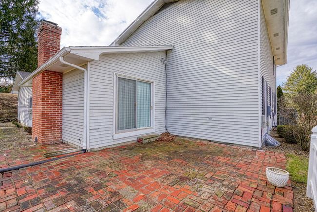 416 Crestview Dr Ne, House other with 4 bedrooms, 3 bathrooms and null parking in Lancaster OH | Image 62