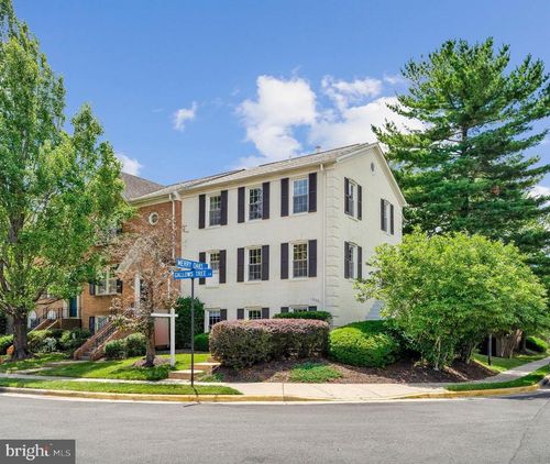 2000 Gallows Tree Ln, VIENNA, VA, 22182-3903 | Card Image