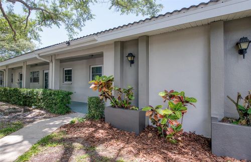 18-11200 102nd Ave, SEMINOLE, FL, 33778-4121 | Card Image