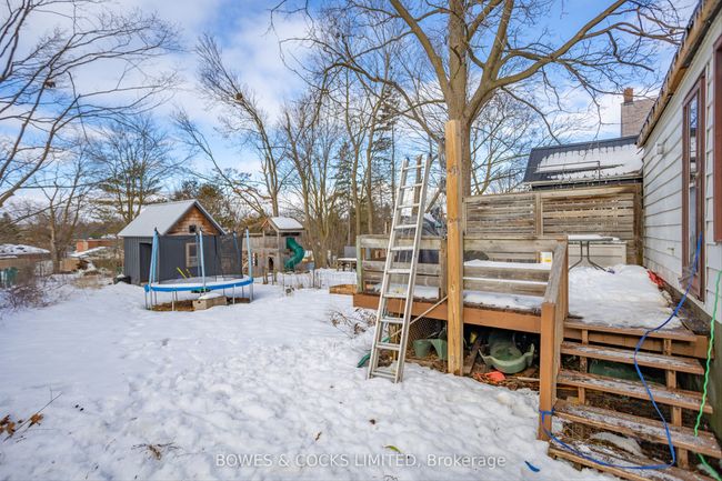 709 Bethune St, House other with 3 bedrooms, 2 bathrooms and 3 parking in Peterborough ON | Image 30
