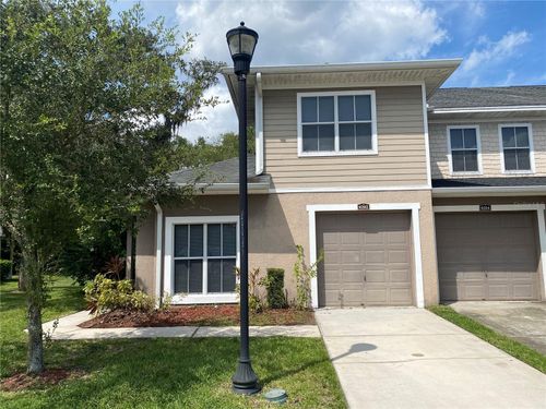 8202 Downpatrick Ct, TAMPA, FL, 33610-8076 | Card Image