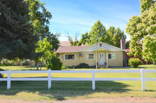 148501 W North River Road, Prosser, WA, 99350 | Card Image