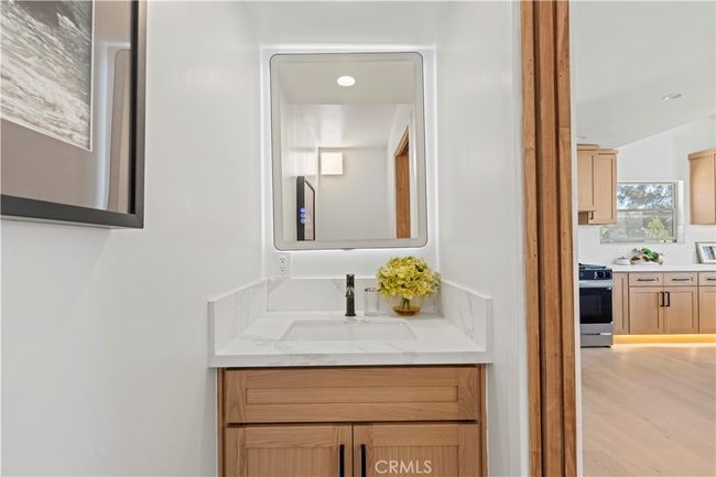 8280 Grand View Dr, House other with 3 bedrooms, 4 bathrooms and 2 parking in LOS ANGELES CA | Image 20
