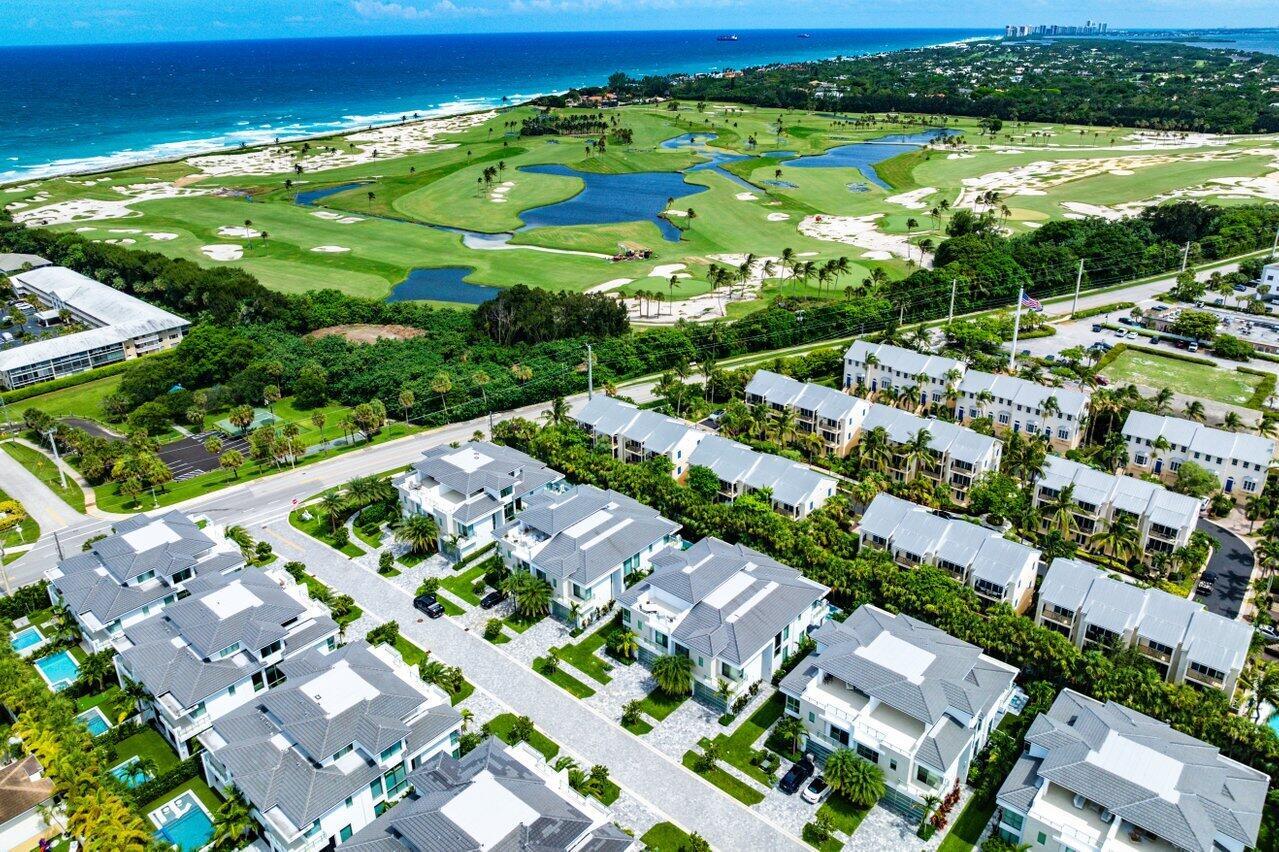 Residential Lease in Juno Beach 4
