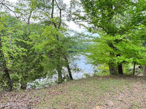 207 Rose Rd, Como, NC, 27818-9613 | Card Image