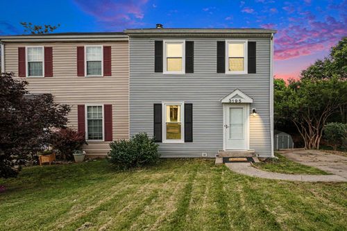 3195 Aqueduct Drive, Lexington, KY, 40517 | Card Image