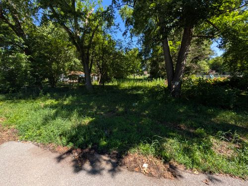 3604 E 35th Pl, Lake Station, IN, 46405-3150 | Card Image
