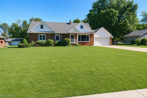 711 Lander Rd, Highland Heights, OH, 44143-2119 | Card Image