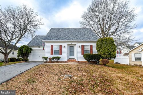 103 Candlewick Ct, MARTINSBURG, WV, 25401-2963 | Card Image