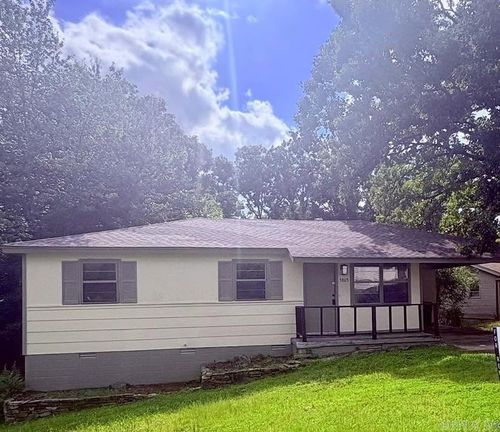 5805 Wisteria Ct, North Little Rock, AR, 72118-3557 | Card Image