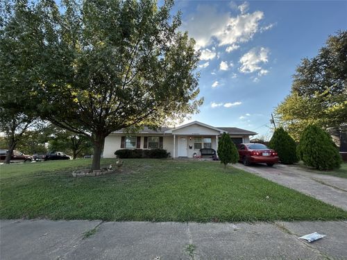 2603 North Pkwy, Mesquite, TX, 75149-1214 | Card Image