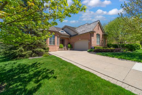 2590 Summerlin Ct, Oakland Twp, MI, 48306-2290 | Card Image