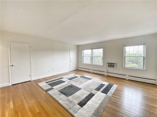 apt-8-196 Park St, New Canaan, CT, 06840-5759 | Card Image