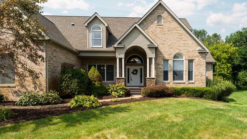 9069 Emerson Dr, Saline, MI, 48176-8007 | Card Image