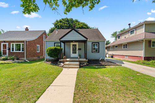 660 1st St, Crete, IL, 60417-2034 | Card Image