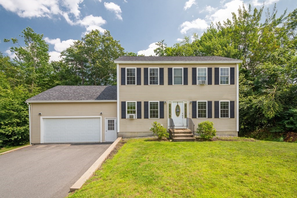 Whitney Dr, Ashburnham, MA 01430