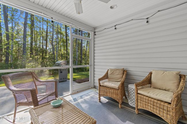 Screened Porch | Image 22