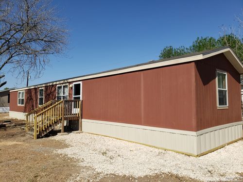 trlr-10-1914 14th St, Hondo, TX, 78861-1263 | Card Image