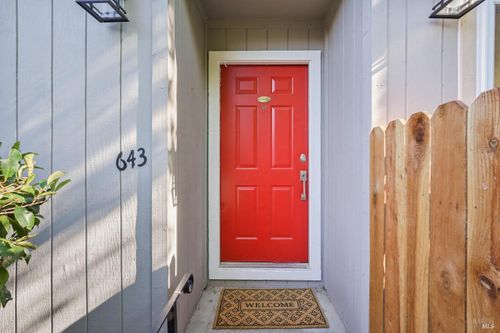 643 Beelard Dr, Vacaville, CA, 95687-5855 | Card Image