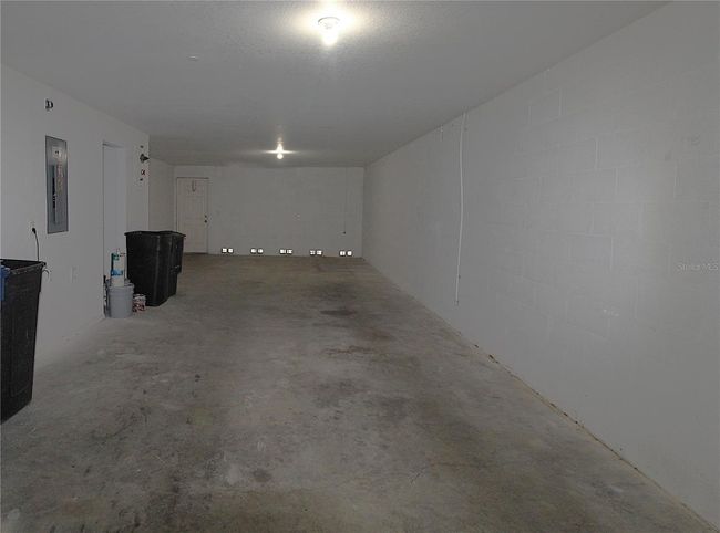 Tandem Garage | Image 19