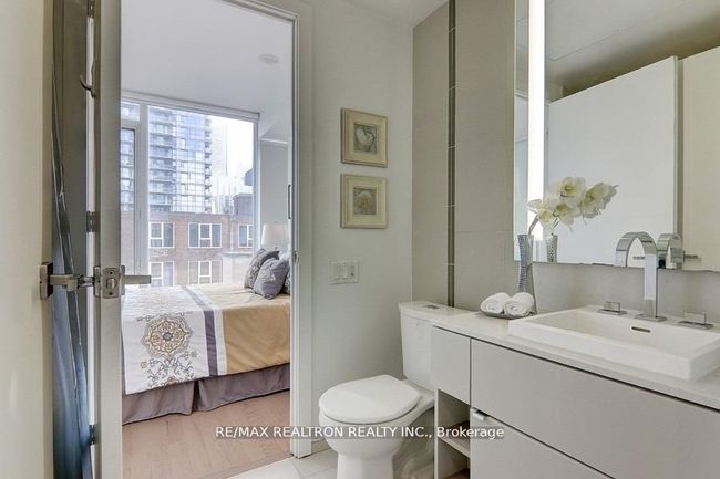 603 - 101 Peter St, Condo with 2 bedrooms, 1 bathrooms and null parking in Toronto ON | Image 10