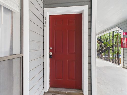 apt-110-2901 San Jacinto Blvd, Austin, TX, 78705-3870 | Card Image