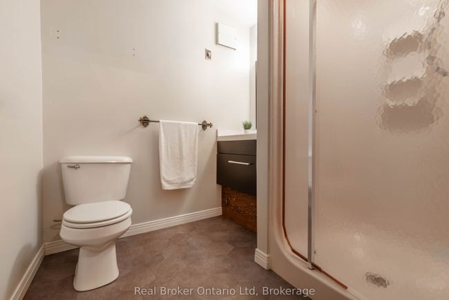 122 Cottage Lane, House other with 6 bedrooms, 4 bathrooms and 6 parking in Georgian Bluffs ON | Image 38