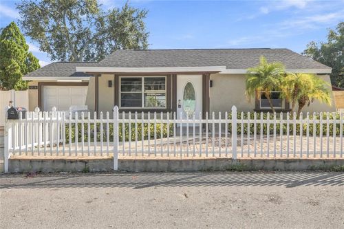 10118 Briarwick Ct, TAMPA, FL, 33615-1643 | Card Image