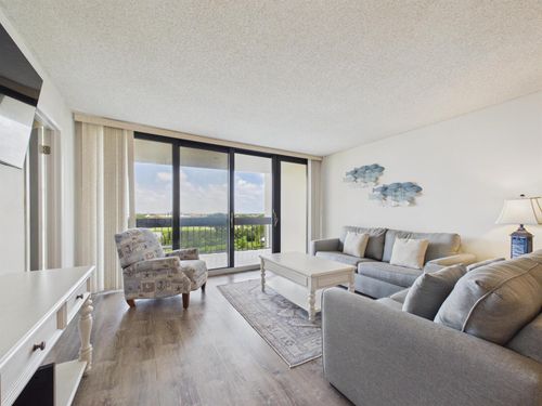 704-2400 Presidential Way, West Palm Beach, FL, 33401-1327 | Card Image