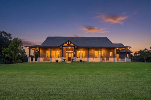 155 Horse Shoe Trl, Angleton, TX, 77515-7185 | Card Image
