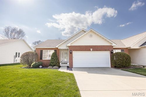 3245 Jared Dr, Swansea, IL, 62226-2466 | Card Image
