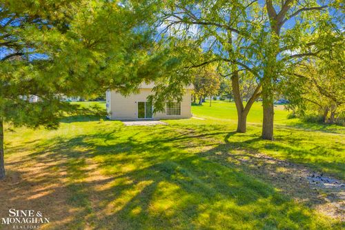 36 N Arthur St, Carsonville, MI, 48419-7807 | Card Image