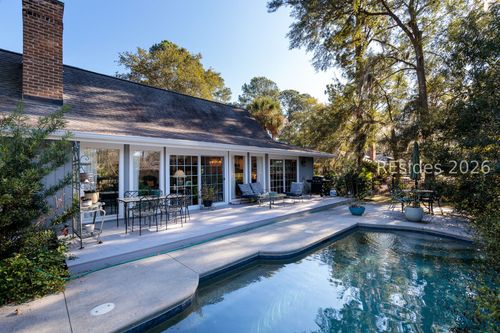 18 Timber Ln, Hilton Head Island, SC, 29926-1002 | Card Image