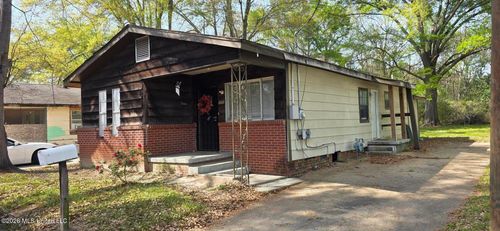 870 Crawford St, Jackson, MS, 39203-1011 | Card Image