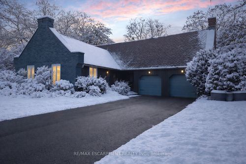 1294 Gatehouse Dr, Mississauga, ON, L5H1A5 | Card Image