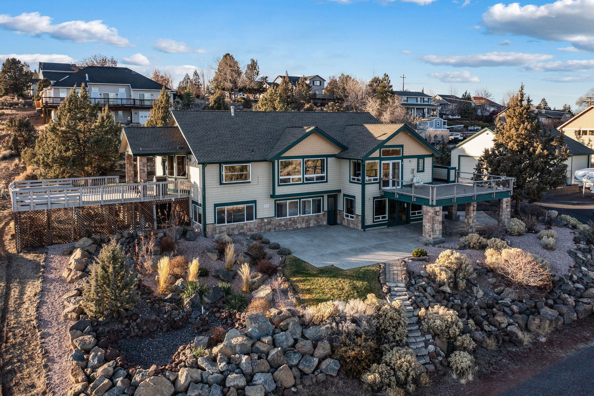 32nd St, Redmond, OR 97756