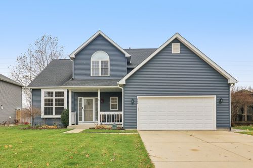 220 Glenbrook Trl, Mchenry, IL, 60050-5485 | Card Image