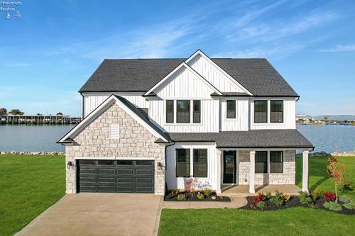 8335 Reserve Way, Marblehead, OH, 43440-1139 | Card Image