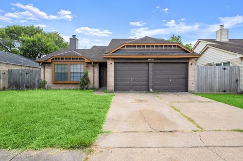 12007 Mountain Ridge Rd, Houston, TX, 77043-1113 | Card Image