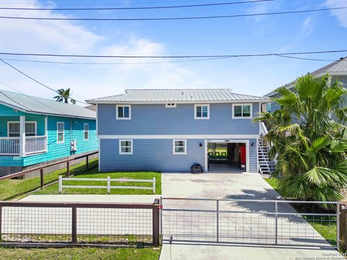 1016 S Magnolia St, Rockport, TX, 78382-2317 | Card Image