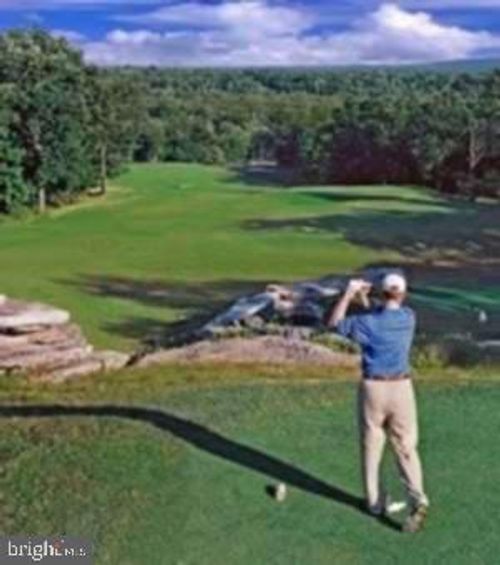 1 Country Club Dr, Hazle Township, PA, 18202-9169 | Card Image