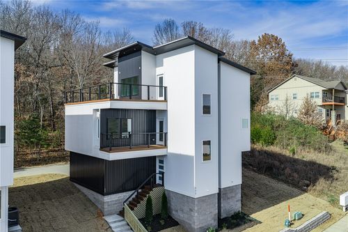 123 S Paddock Loop, Fayetteville, AR, 72701-4547 | Card Image