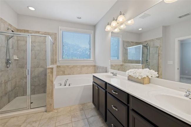 5504 Cameron Parc Dr, Townhouse with 3 bedrooms, 4 bathrooms and 2 parking in Johns Creek GA | Image 23