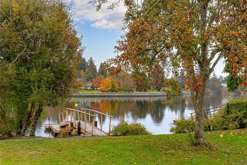 1178 Rhoda Lane, Esquimalt, BC, V9A4H2 | Card Image