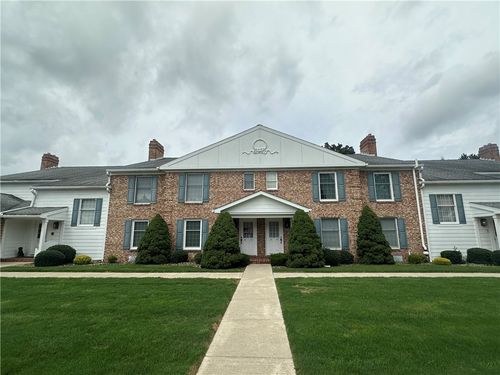26-286 Windsor Rdg, New Castle, PA, 16105-9156 | Card Image