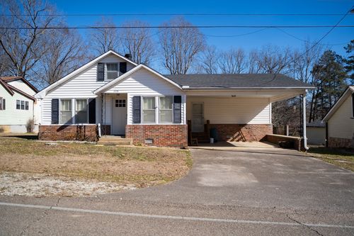 220 Jennings Ave, Parsons, TN, 38363-2265 | Card Image